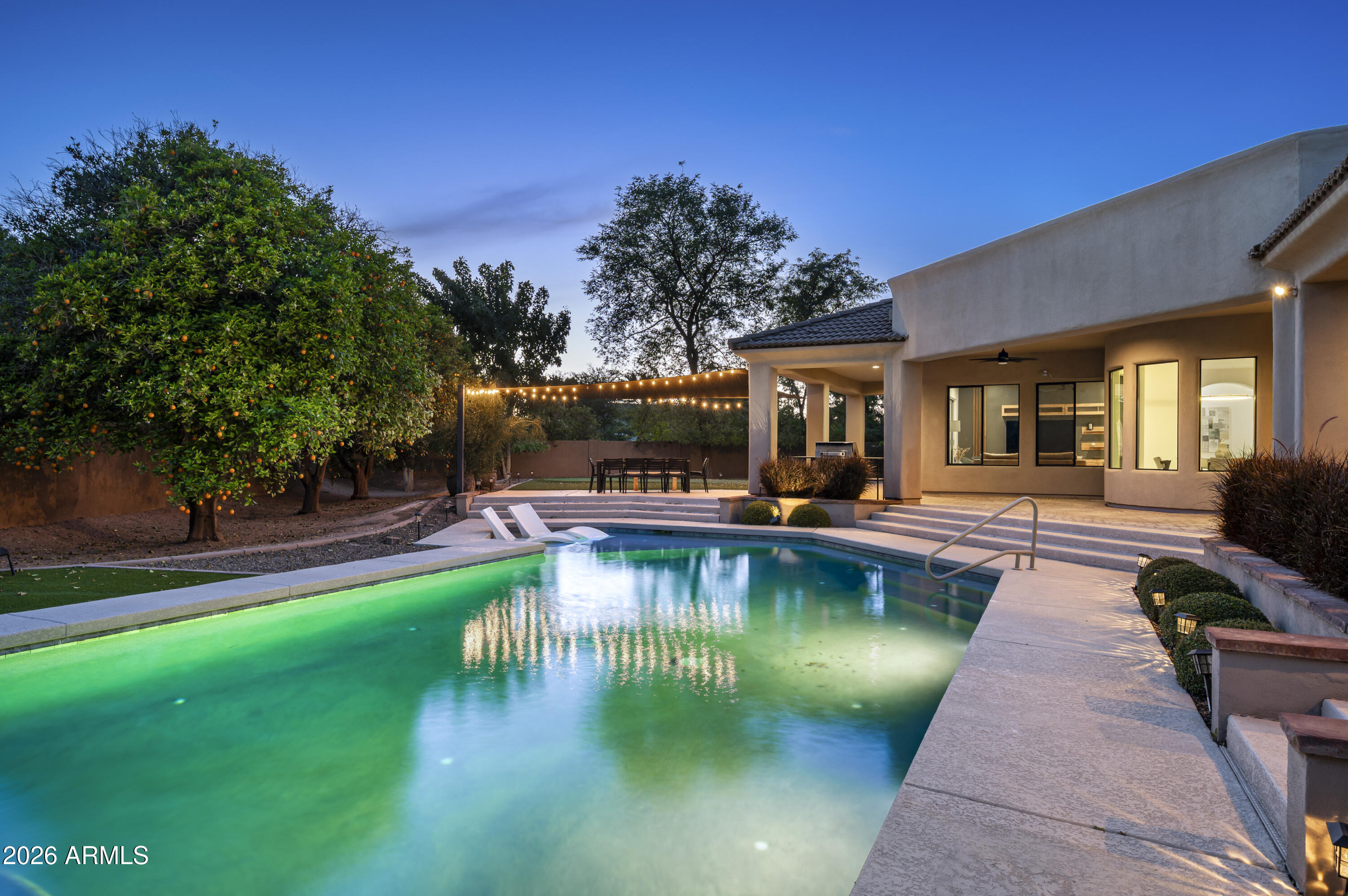 VISTA ESTANCIA - Residential