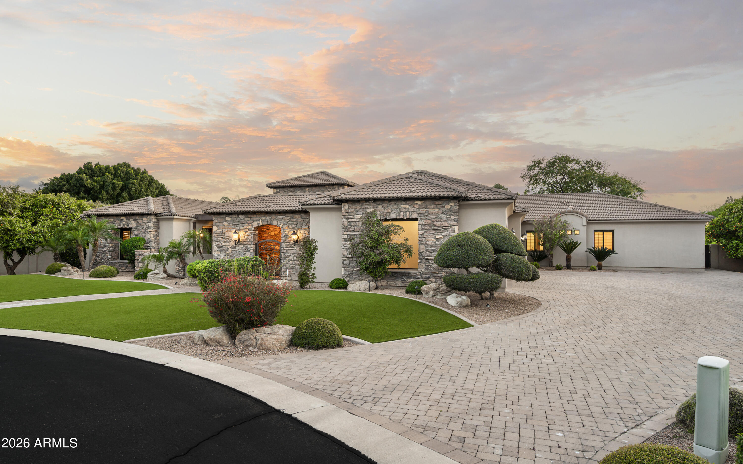 VISTA ESTANCIA - Residential