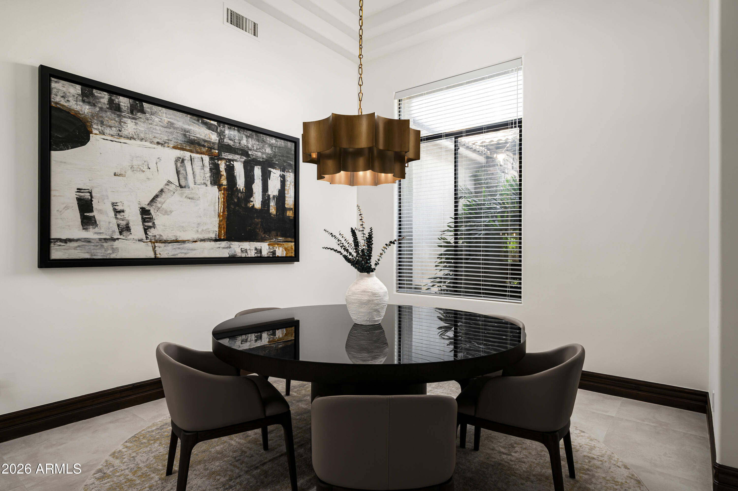 VISTA ESTANCIA - Residential