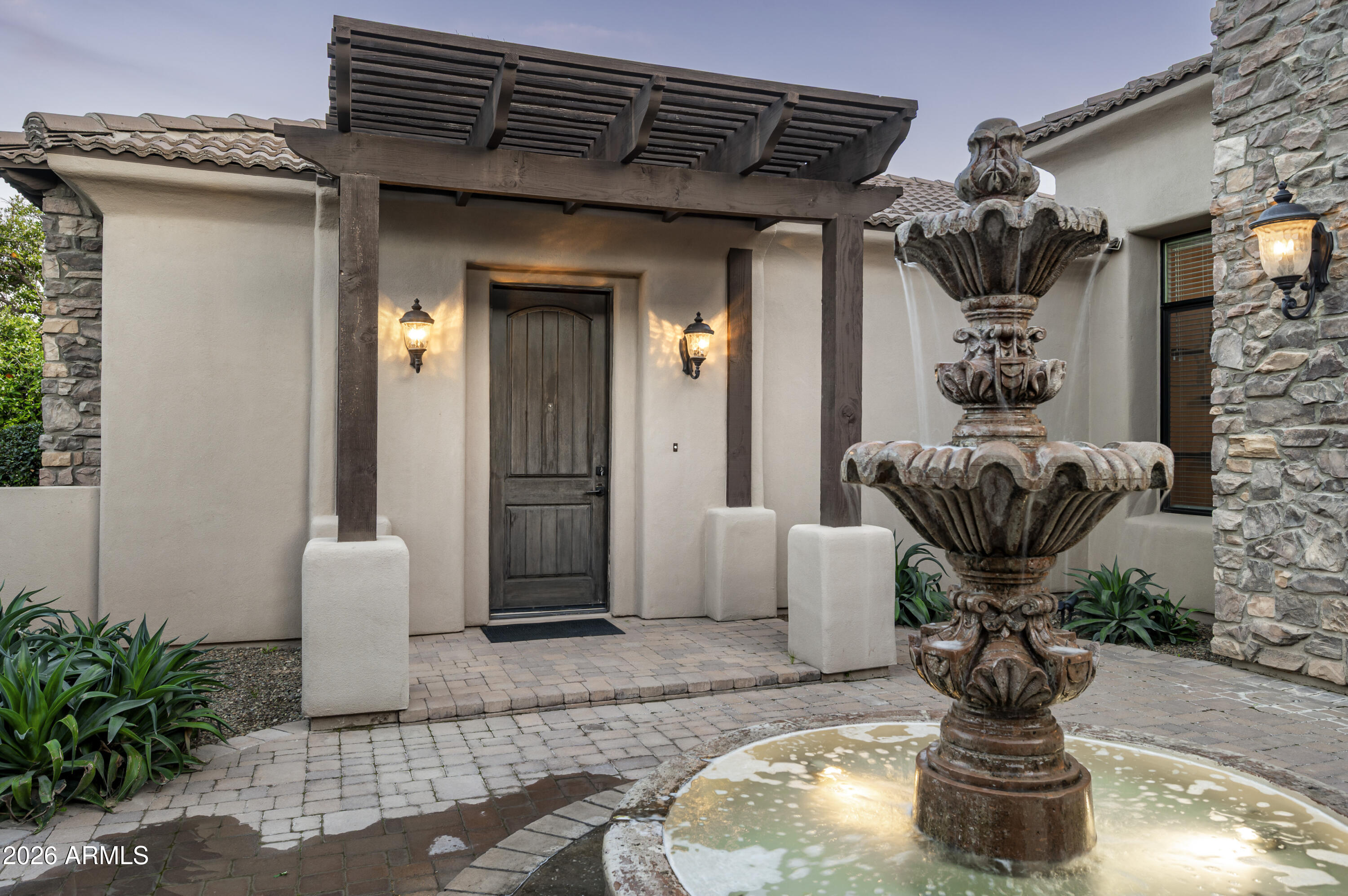 VISTA ESTANCIA - Residential