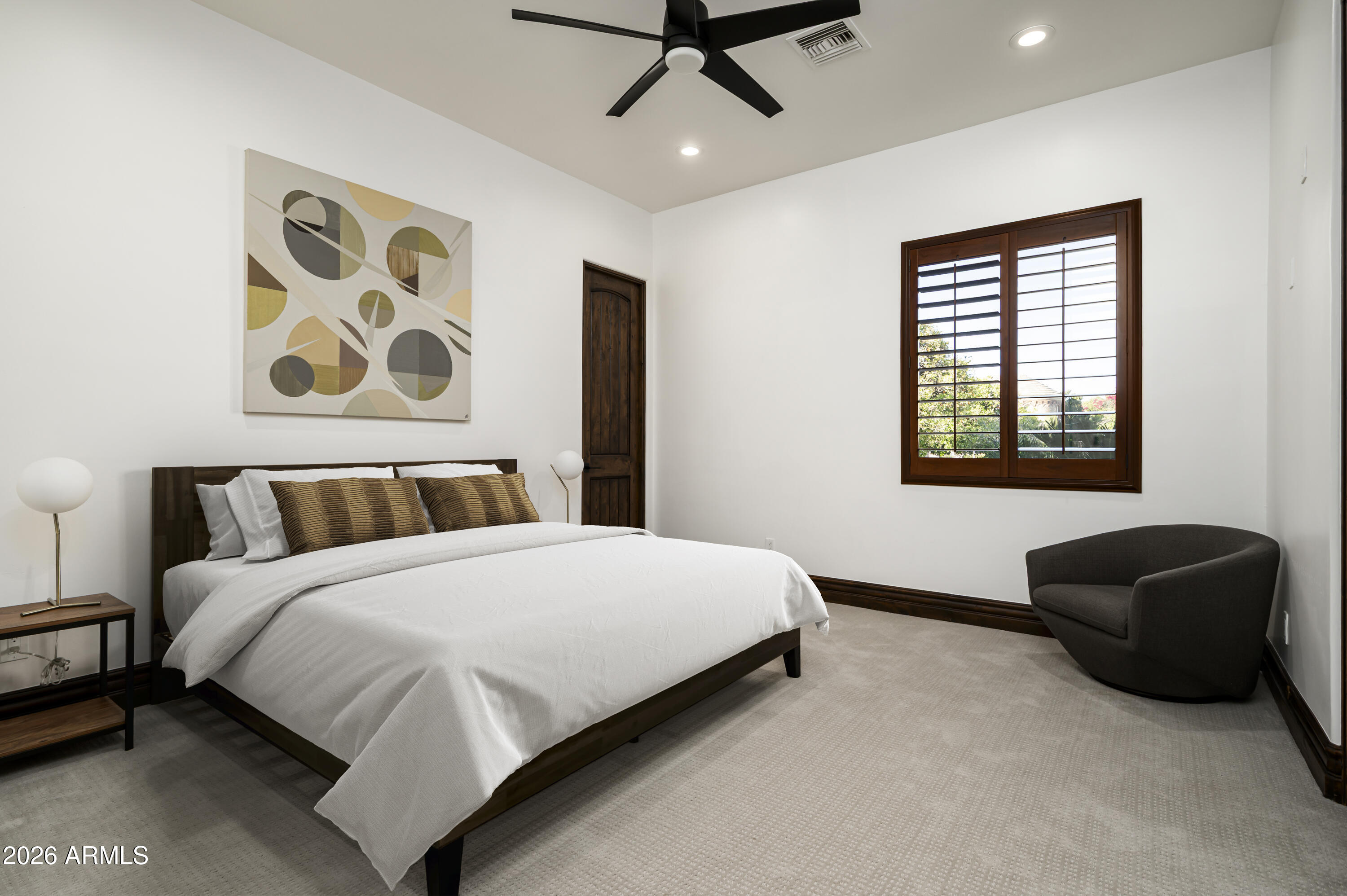 VISTA ESTANCIA - Residential