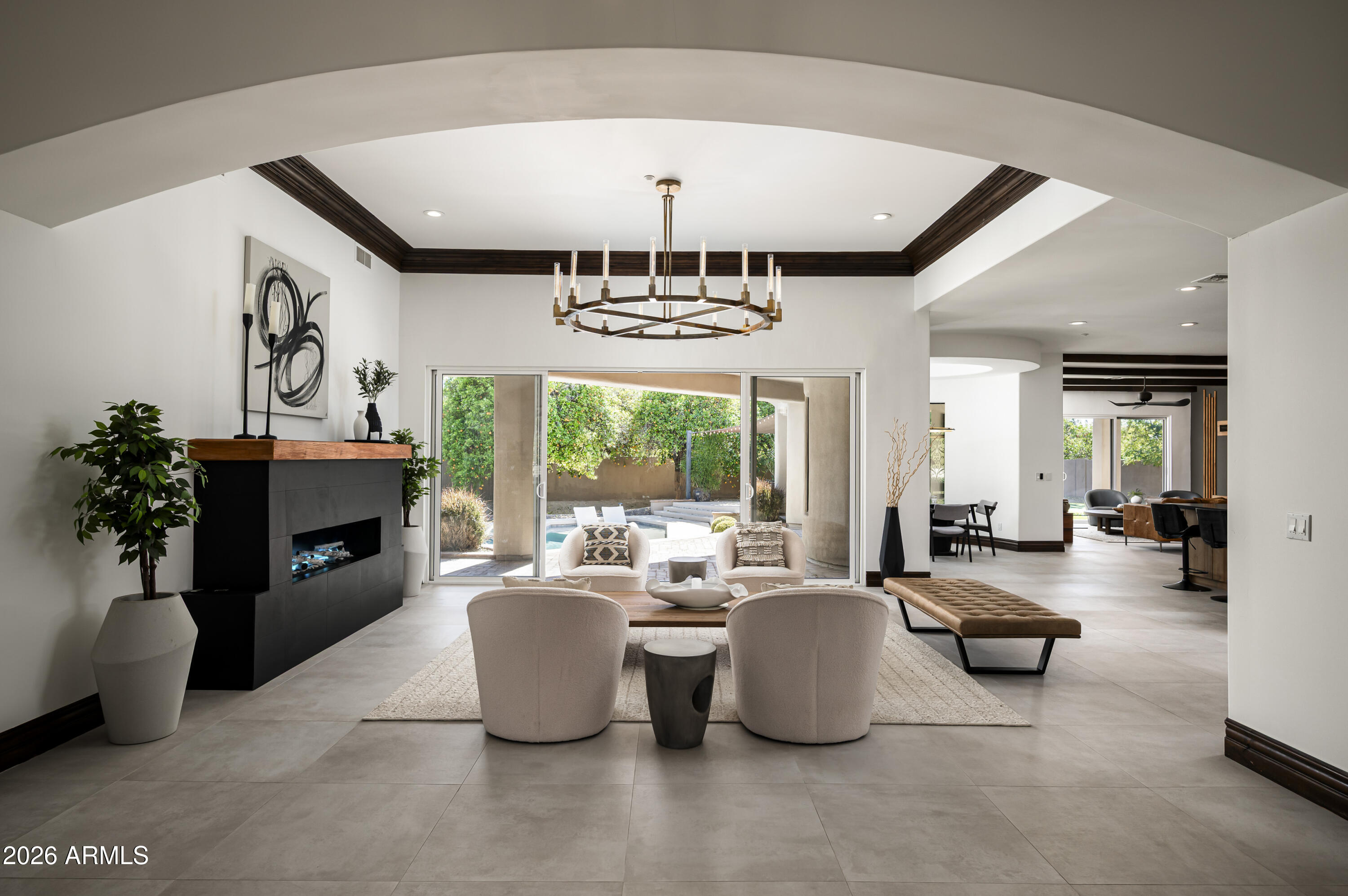 VISTA ESTANCIA - Residential