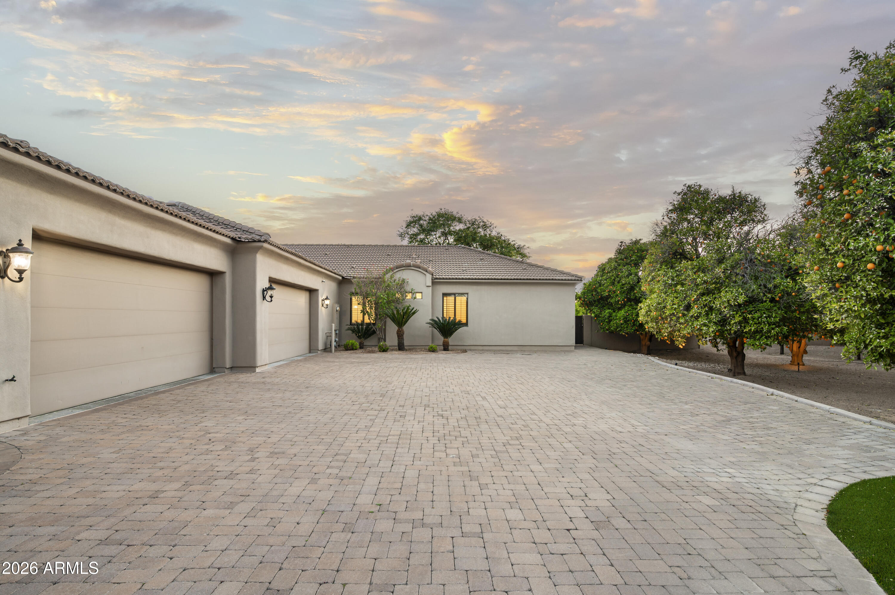 VISTA ESTANCIA - Residential