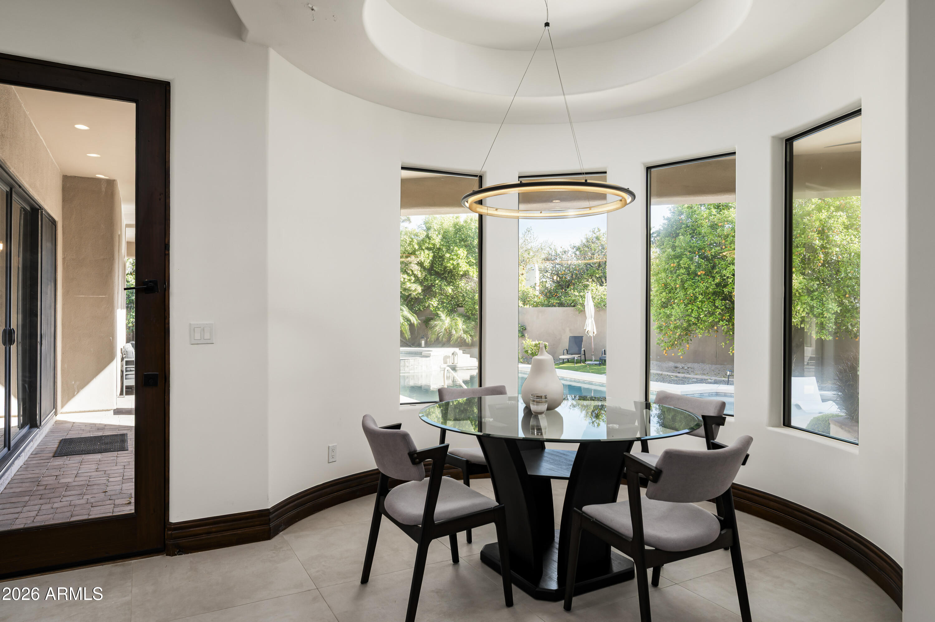 VISTA ESTANCIA - Residential
