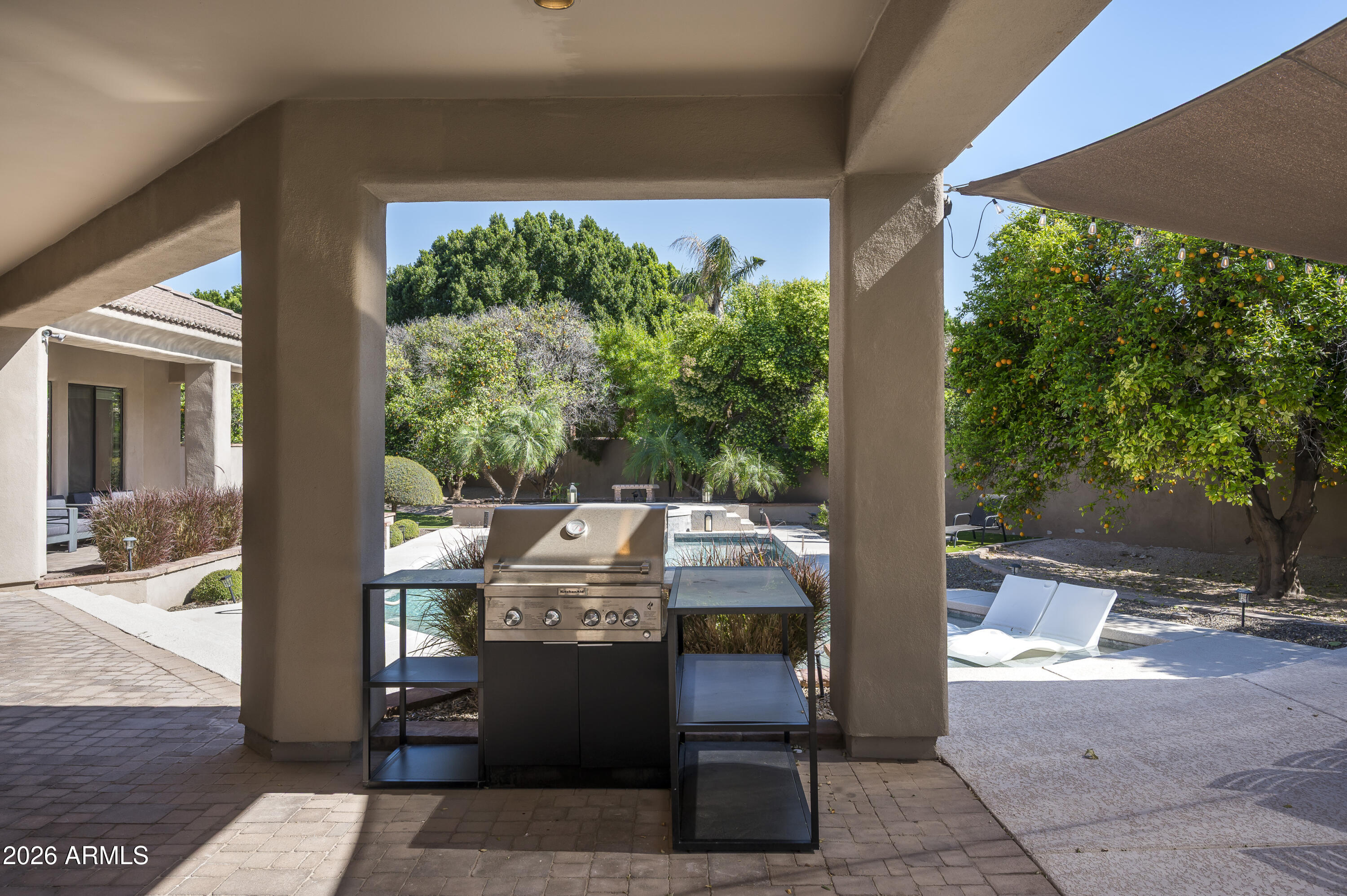 VISTA ESTANCIA - Residential