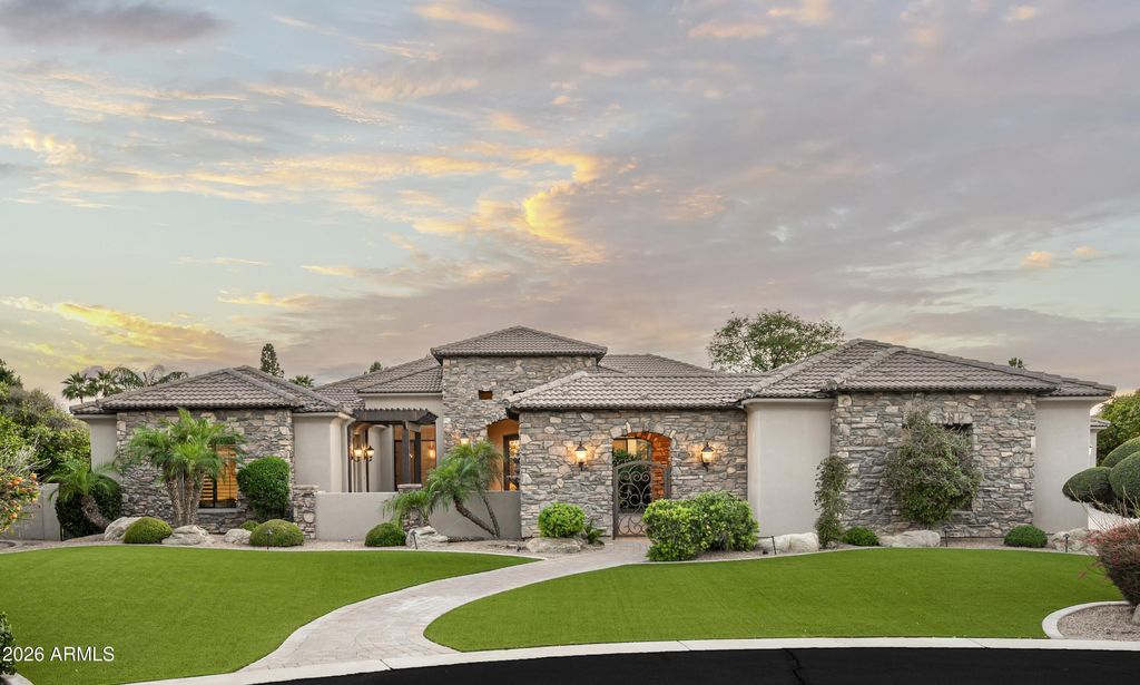 Photo of 3905 E Mallory Circle, Mesa, AZ 85215 (MLS # 6996784)