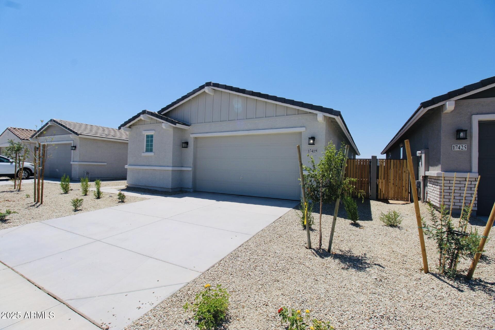 17419 W VIA DE LUNA Drive