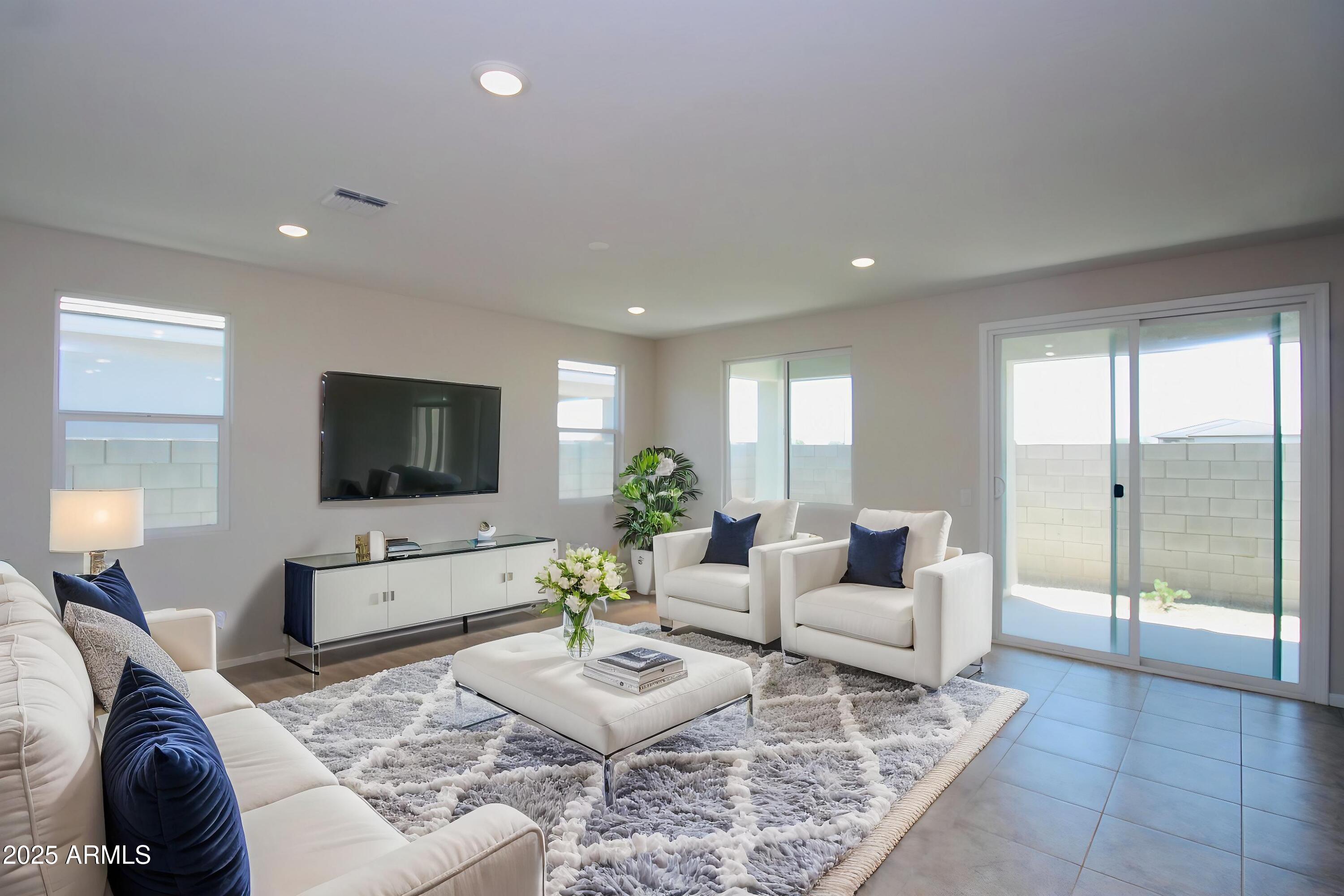 17419 W VIA DE LUNA Drive