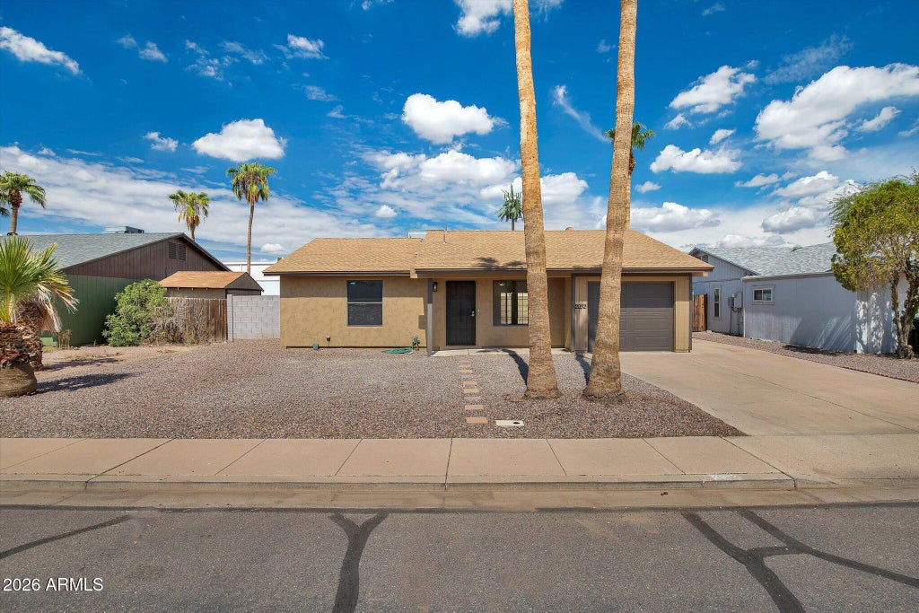 Photo of 2032 W Obispo Avenue, Mesa, AZ 85202 (MLS # 7088436)