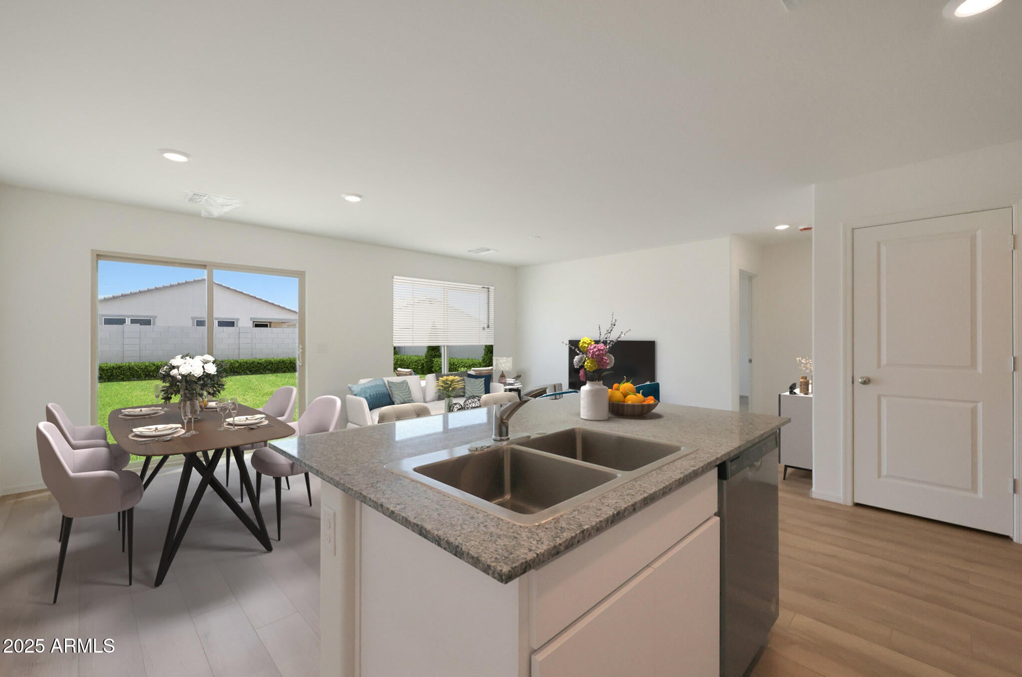 1383 W AZTEC Drive