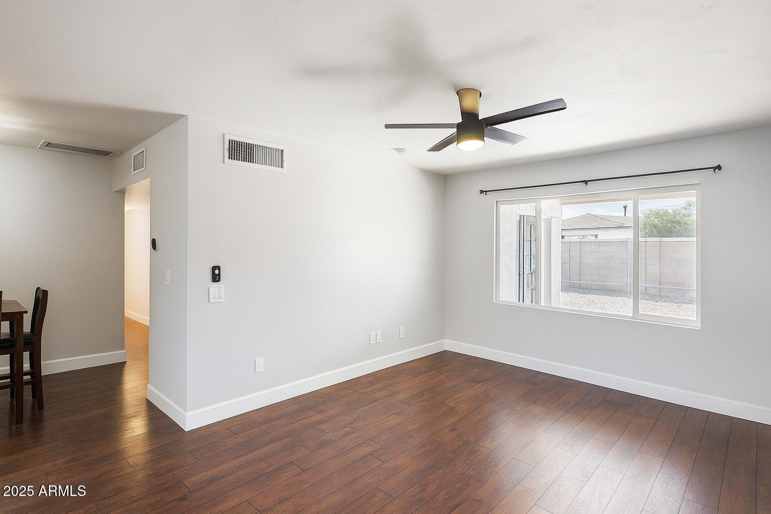 1105 W 6TH Place