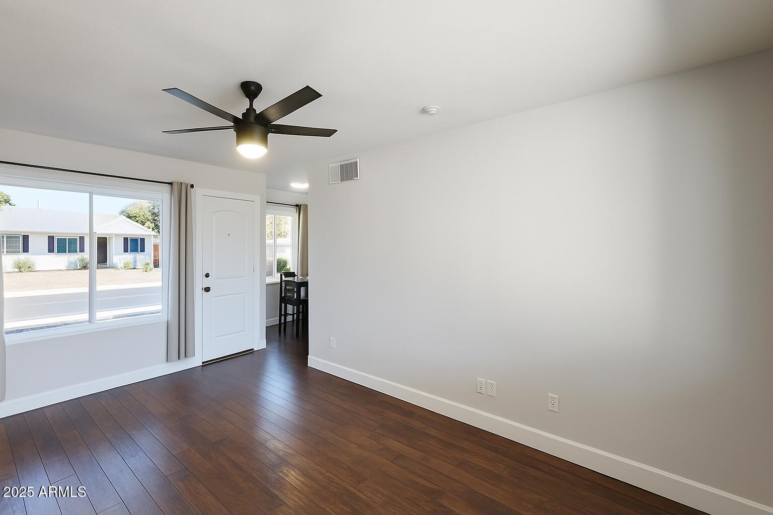 1105 W 6TH Place