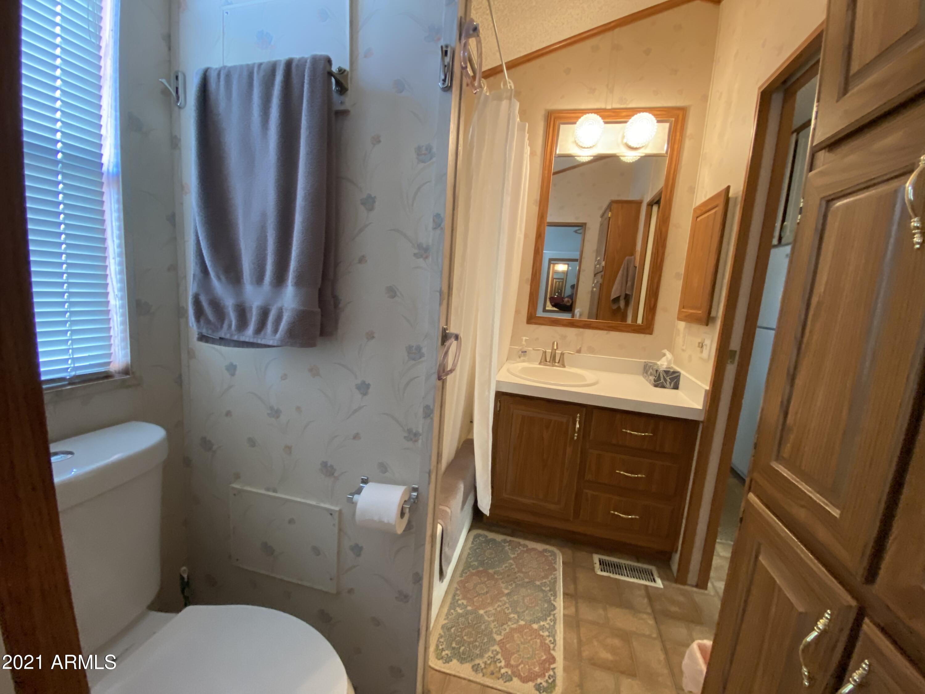 1646 W YUMA Avenue 646