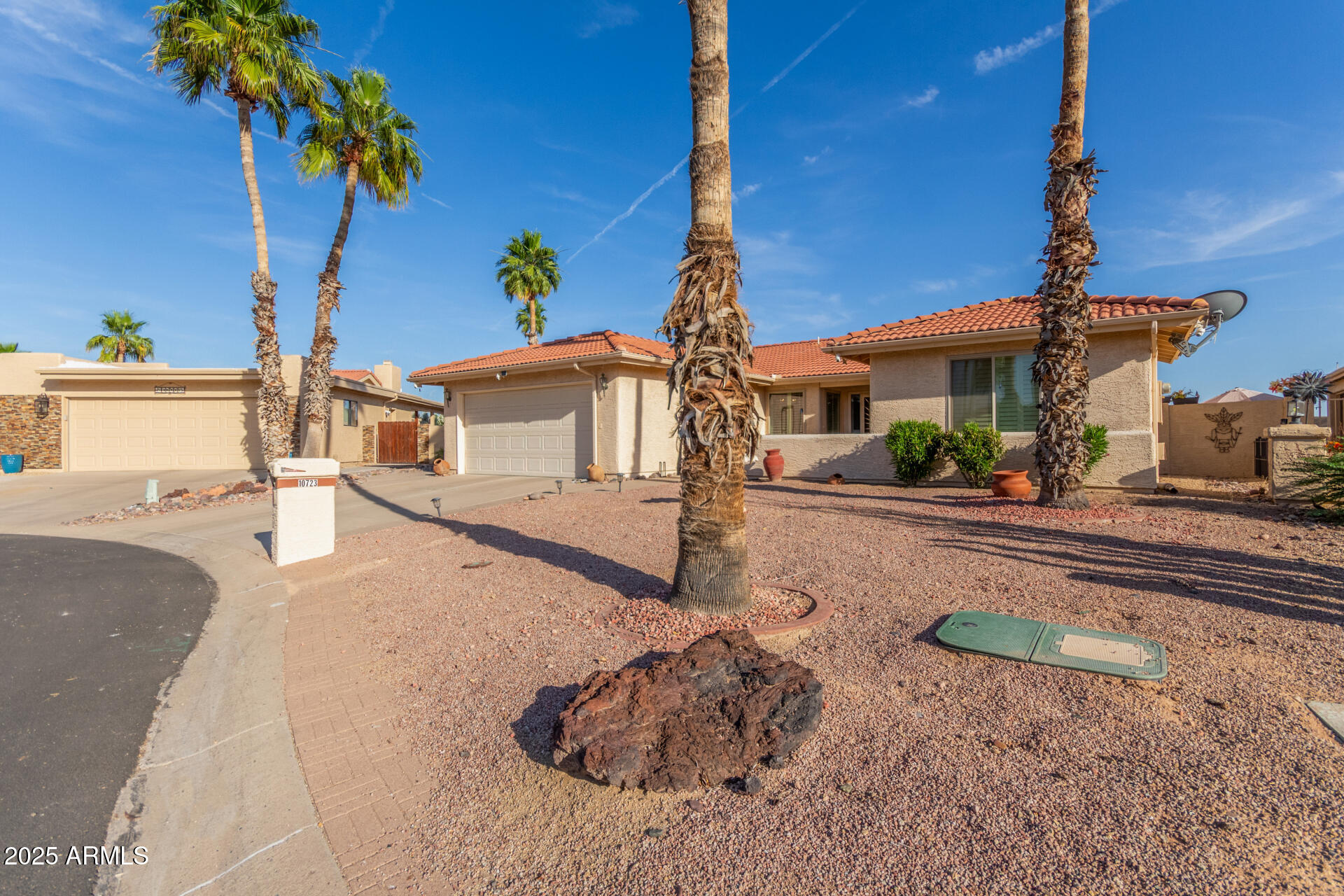 10723 E NAVAJO Place