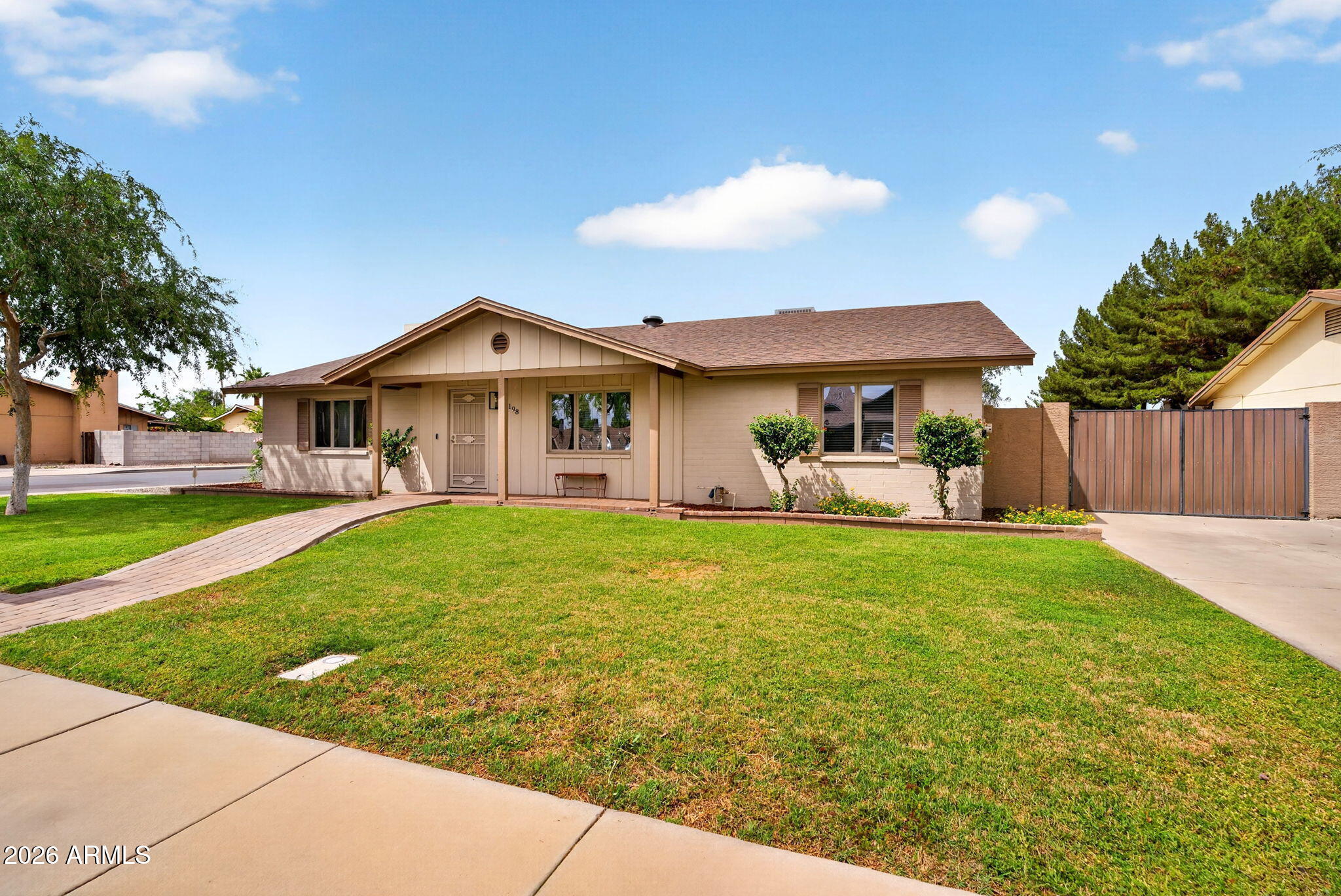 1198 W Dublin Street