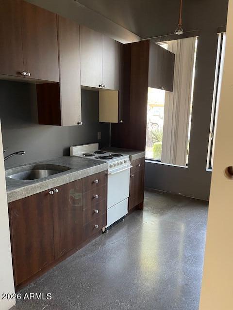 9624 N MONTEREY Drive