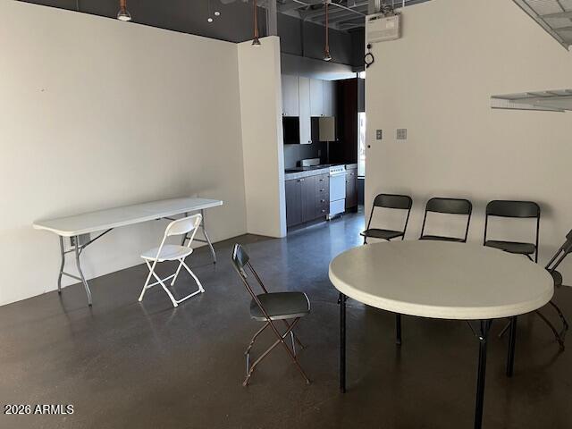 9624 N MONTEREY Drive