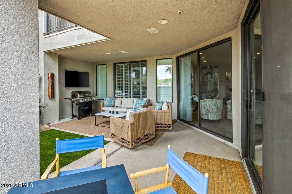 7700 E GAINEY RANCH Road 127