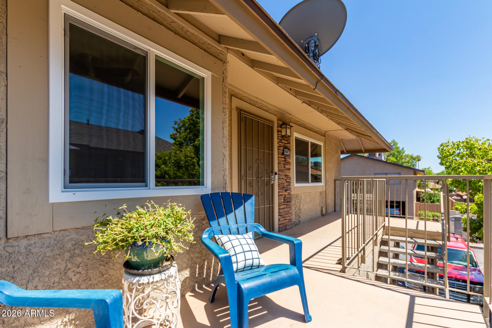 1224 N 85TH Place