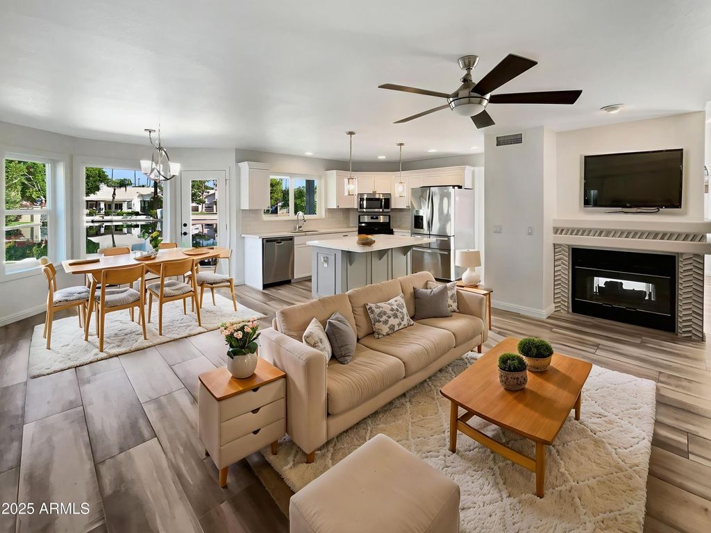 Photo of 413 S Lake Mirage Drive, Gilbert, AZ 85233 (MLS # 6916513)