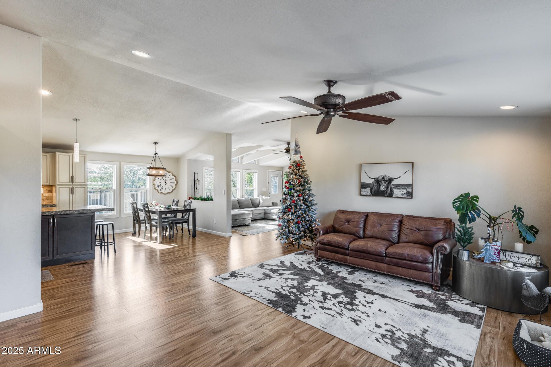 1815 E LA SALLE Road