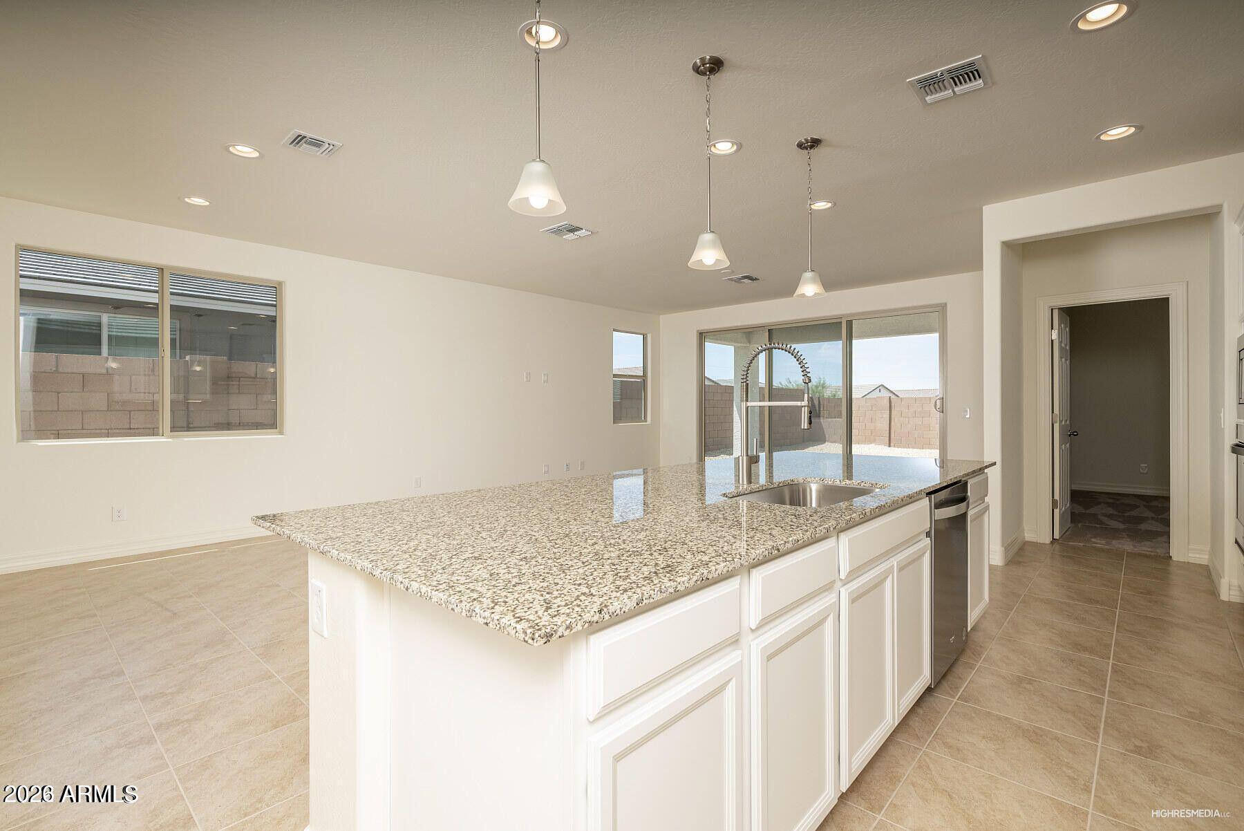 16792 W GWEN Street