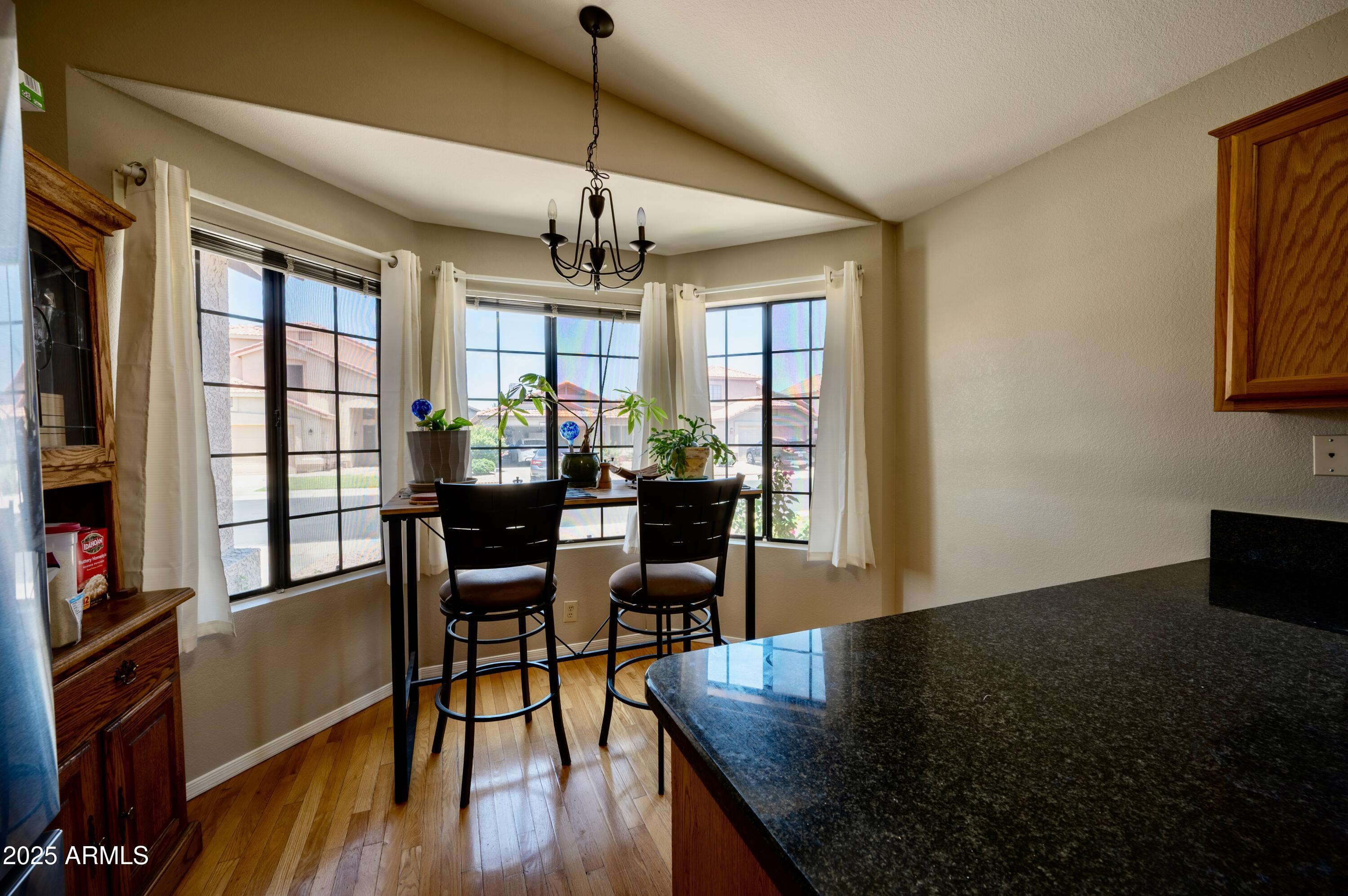 Homes 2 4527 E AMBERWOOD Drive