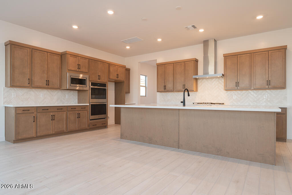 1928 E EMPELTRE Road