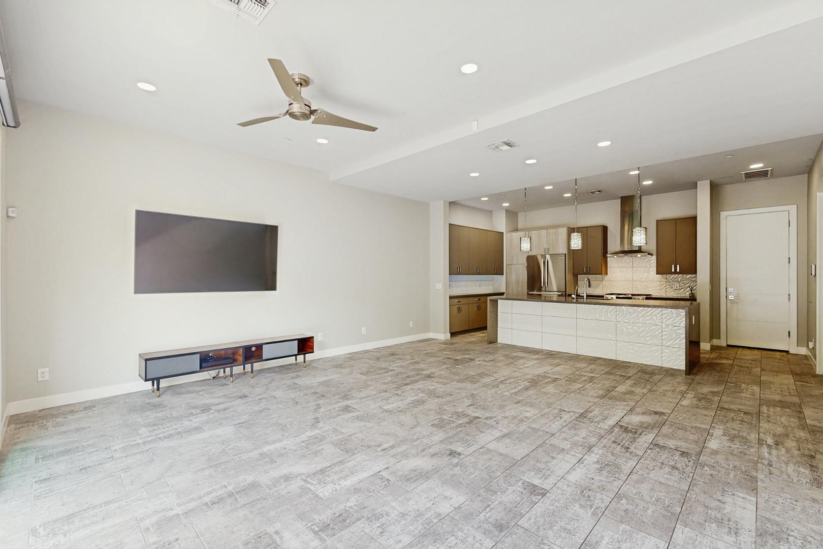 2645 E Osborn Road Unit 3