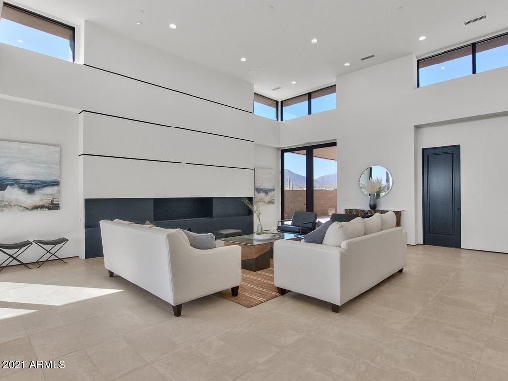 DESERT MOUNTAIN - Residential