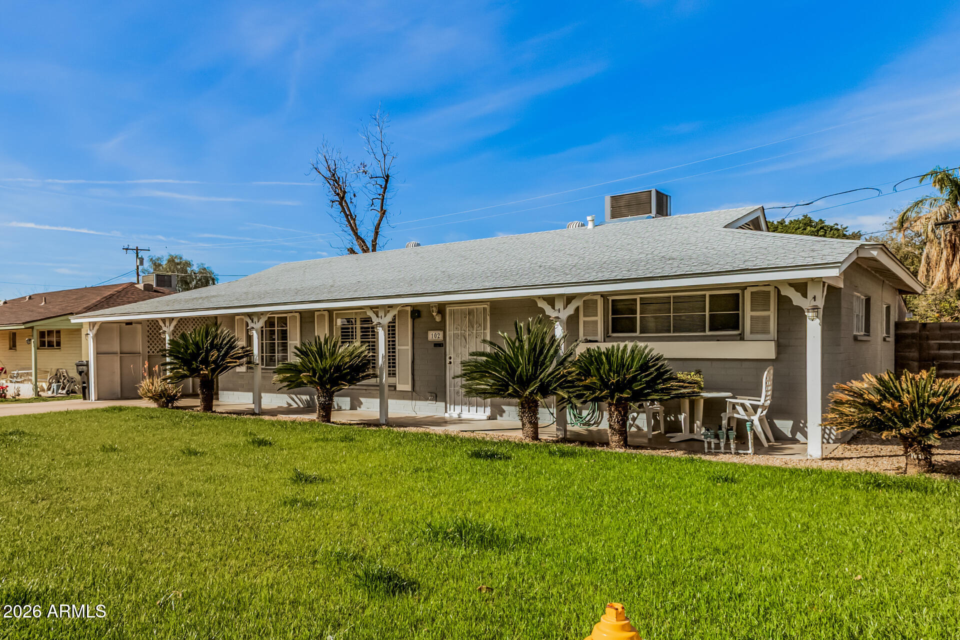 102 S CATALINA Street