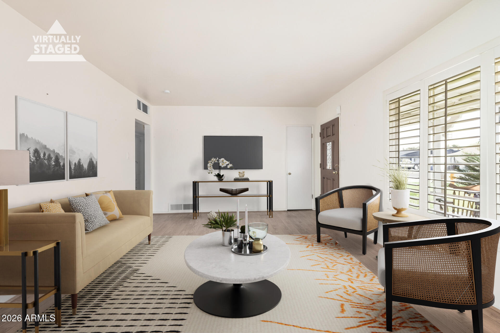 102 S CATALINA Street