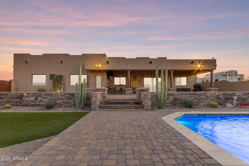 Photo of 2258 W Silverdale Road, San Tan Valley, AZ 85144 (MLS # 6997303)