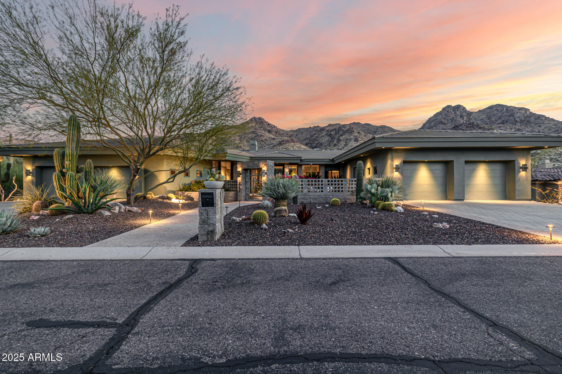 11935 E CASITAS DEL RIO Drive