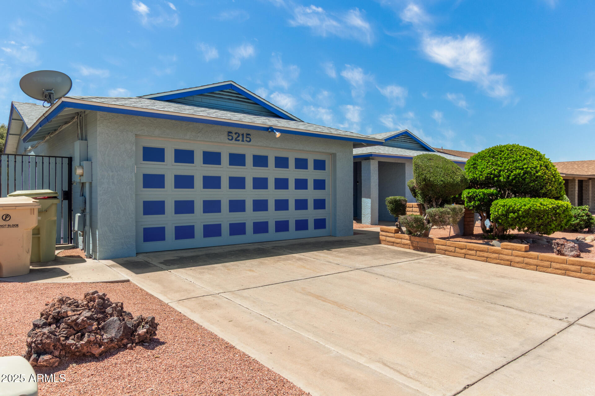 5215 W ONYX Avenue
