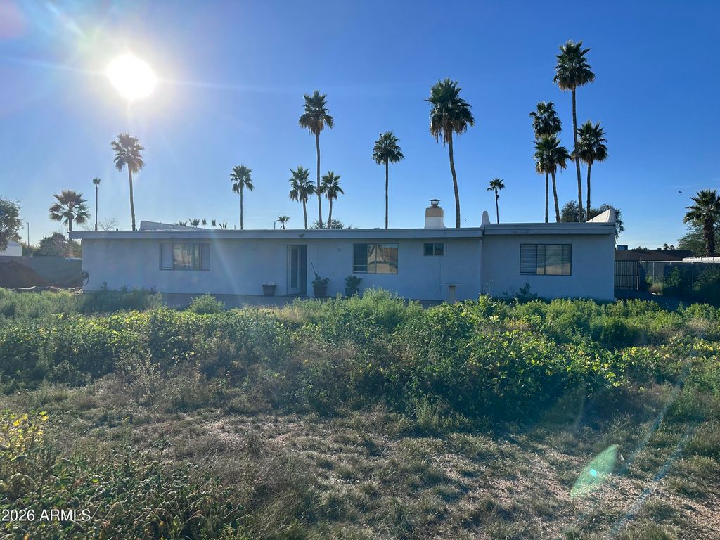 Photo of 18319 N 44th Street, Phoenix, AZ 85032 (MLS # 6973663)