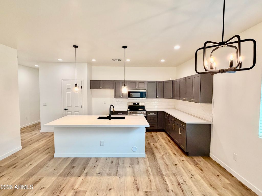 Photo of 721 W Ocotillo Street, Casa Grande, AZ 85122 (MLS # 6987489)