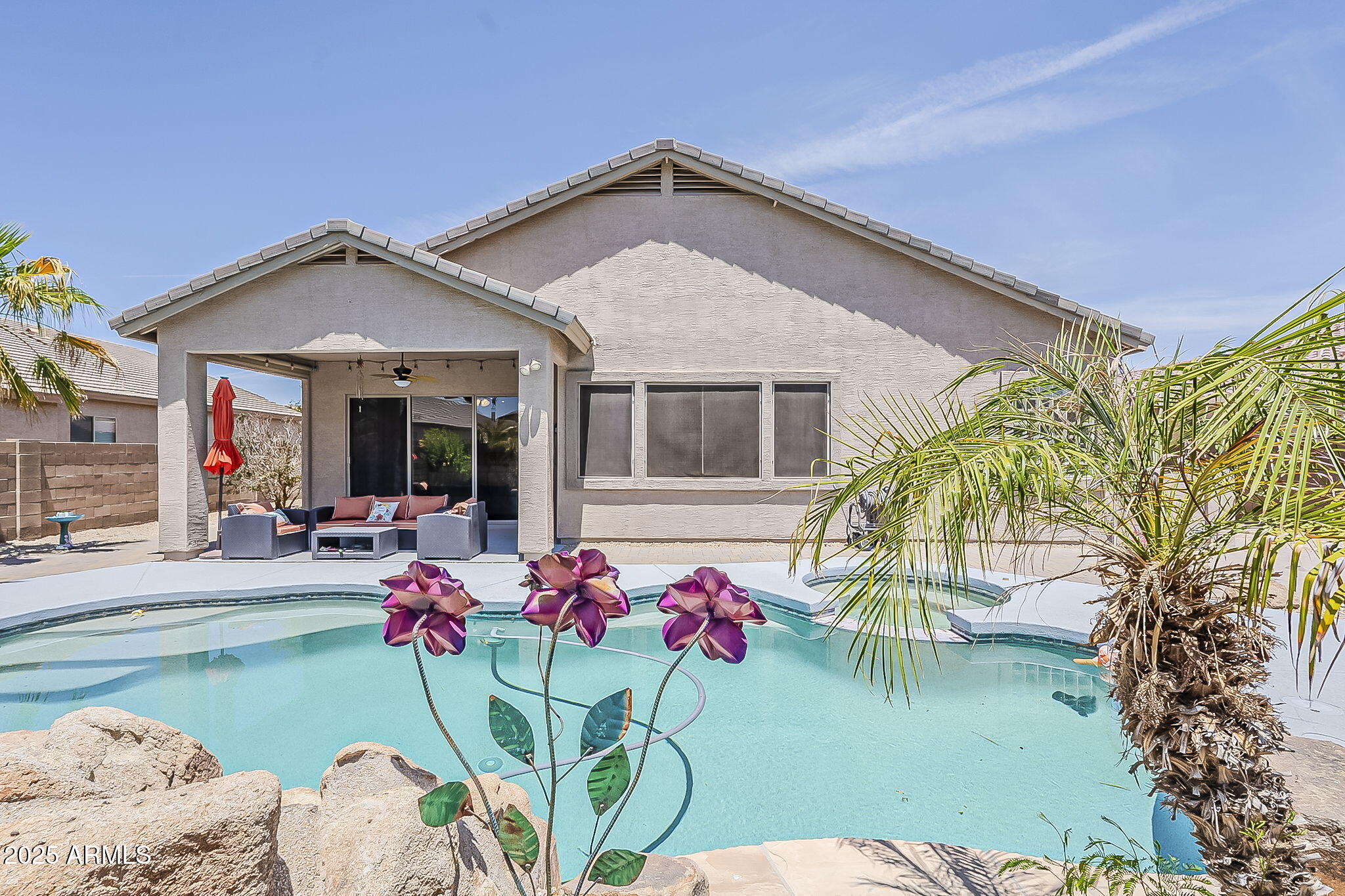 43319 W OAKLAND Court