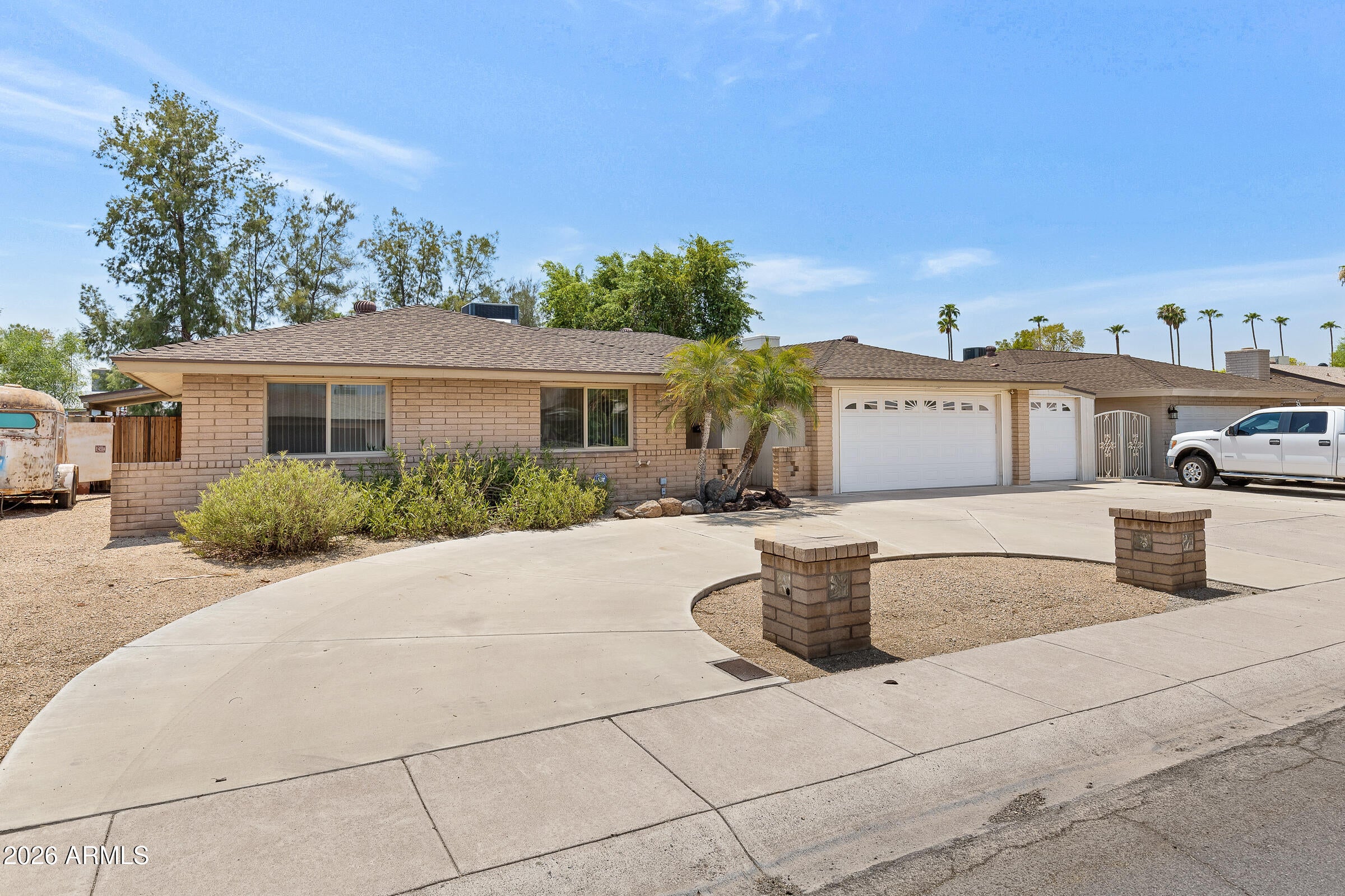 3919 W Lane Avenue