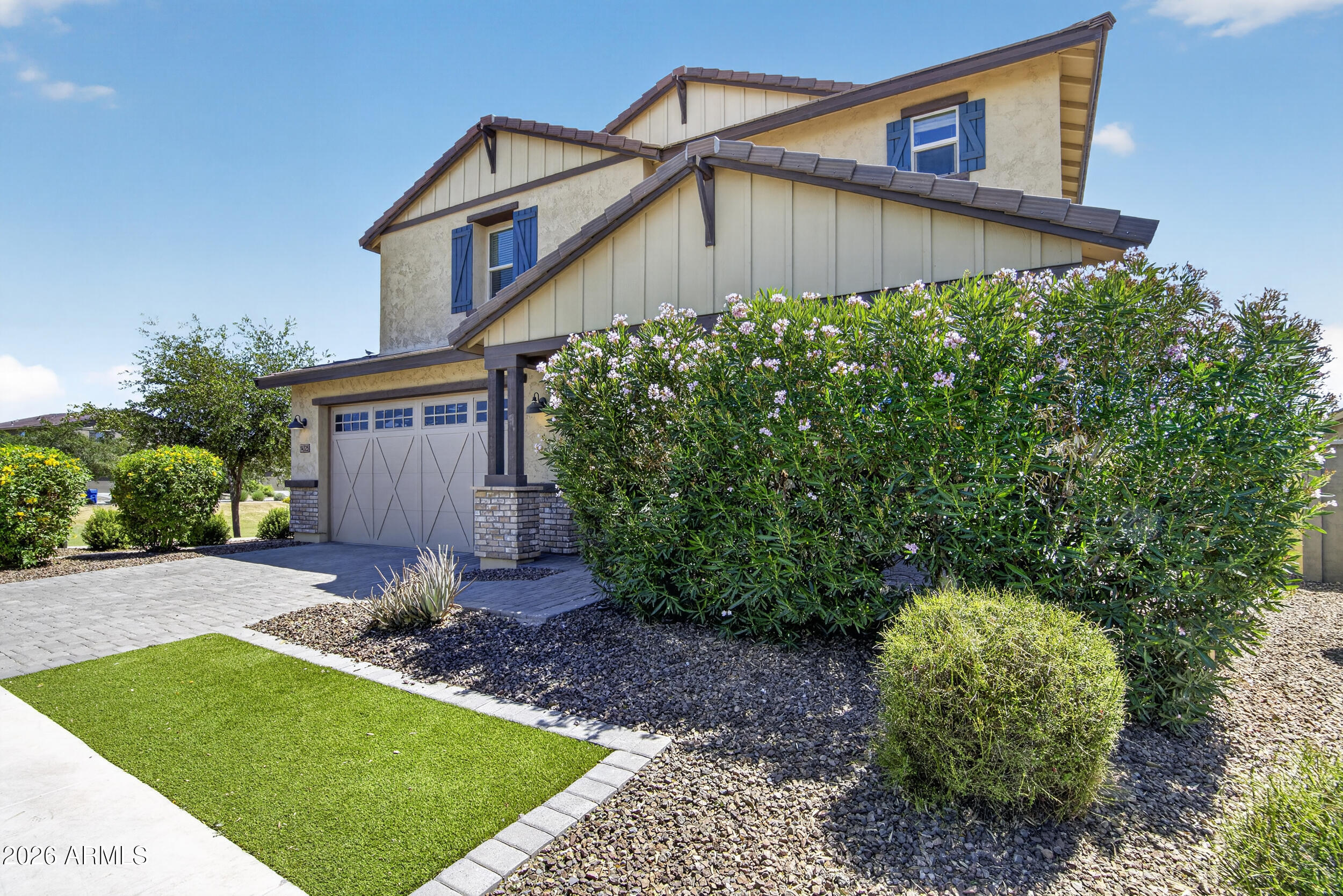 14325 W ANDORA Street