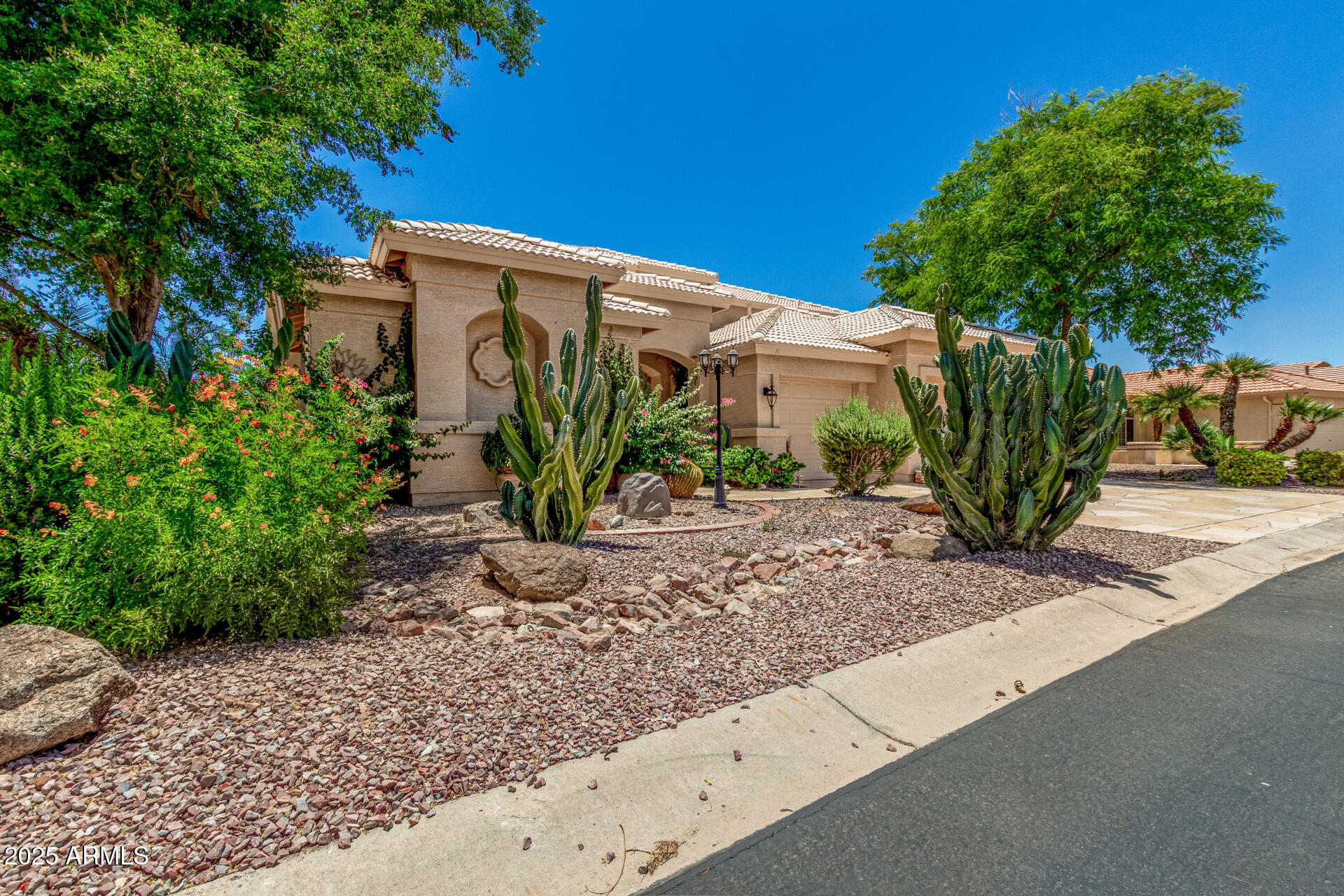 9011 E EMERALD Drive