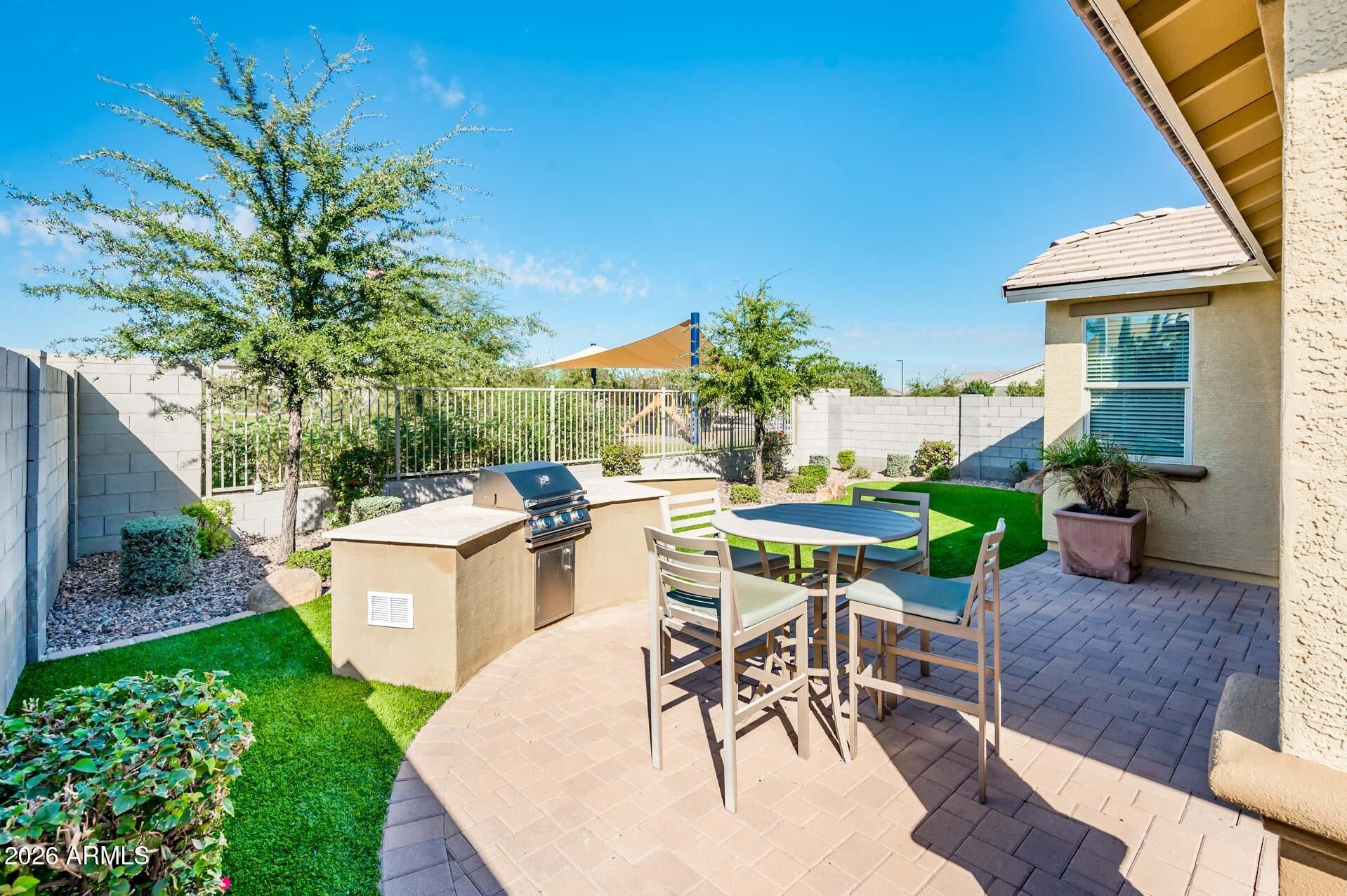 34794 N ARCADIA Drive