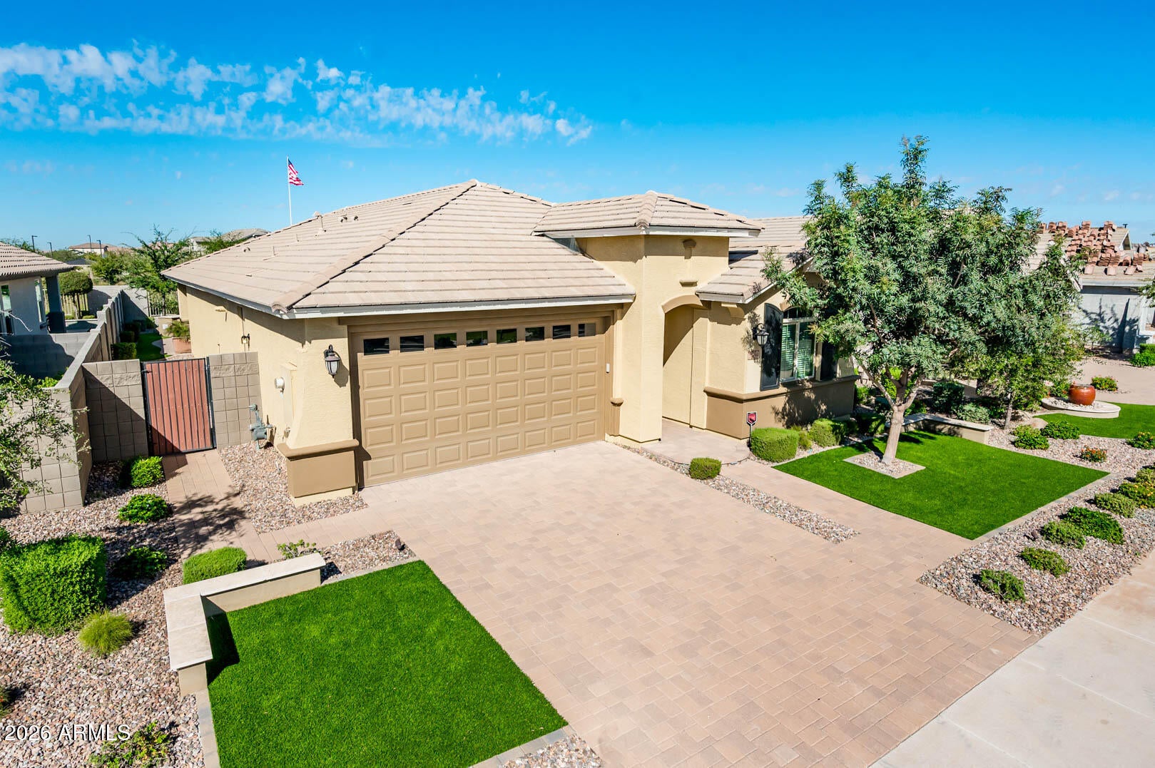 34794 N ARCADIA Drive