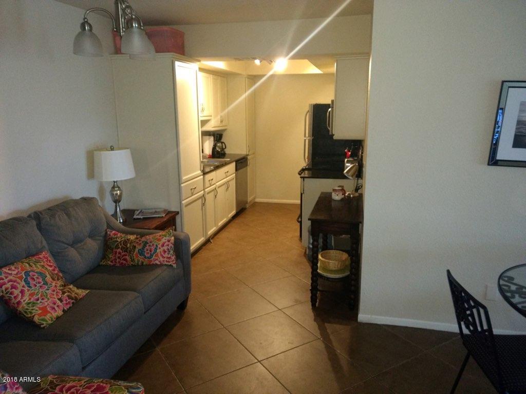 7350 N VIA PASEO DEL SUR -- O110