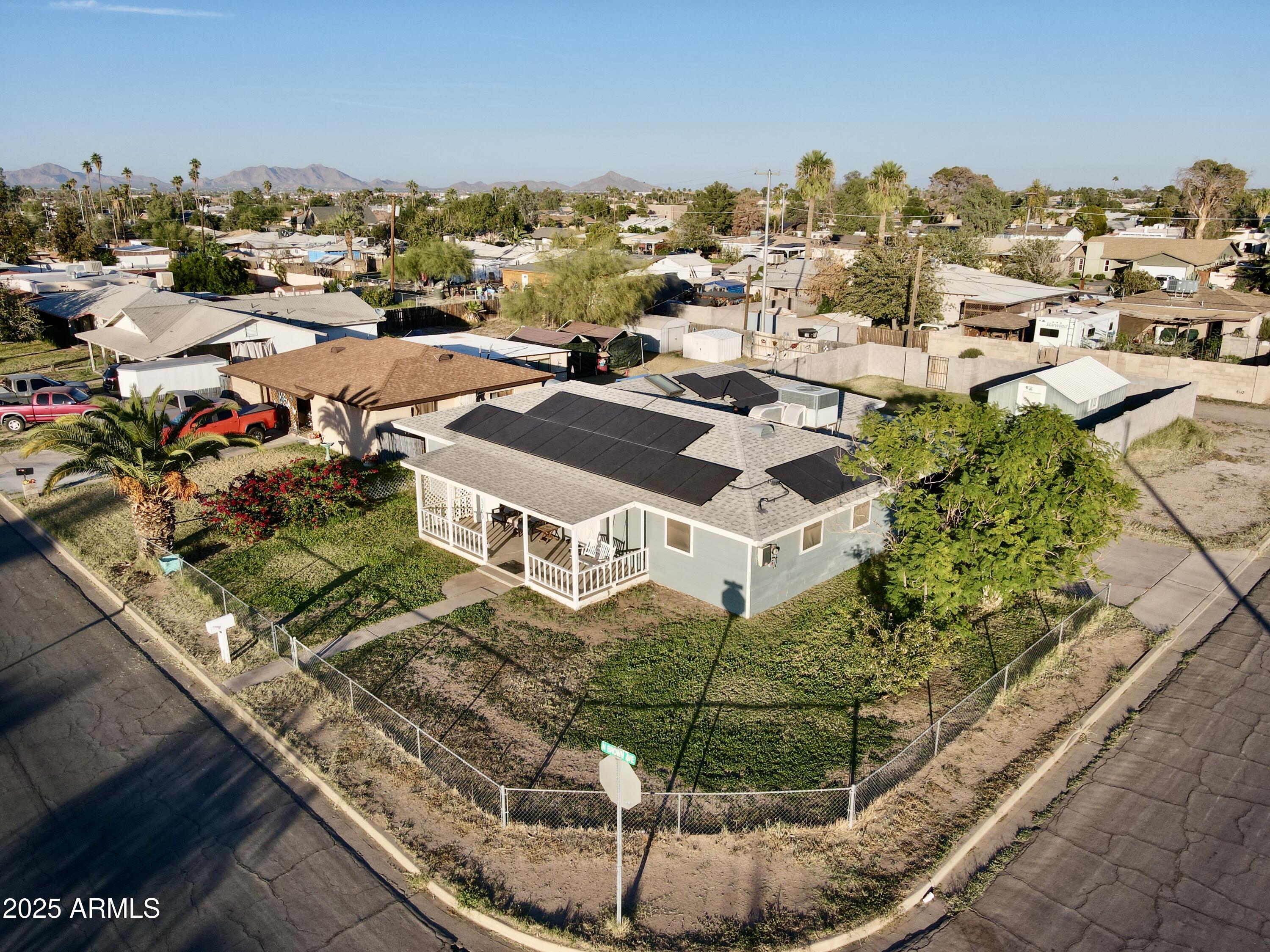 1100 N Brown Avenue