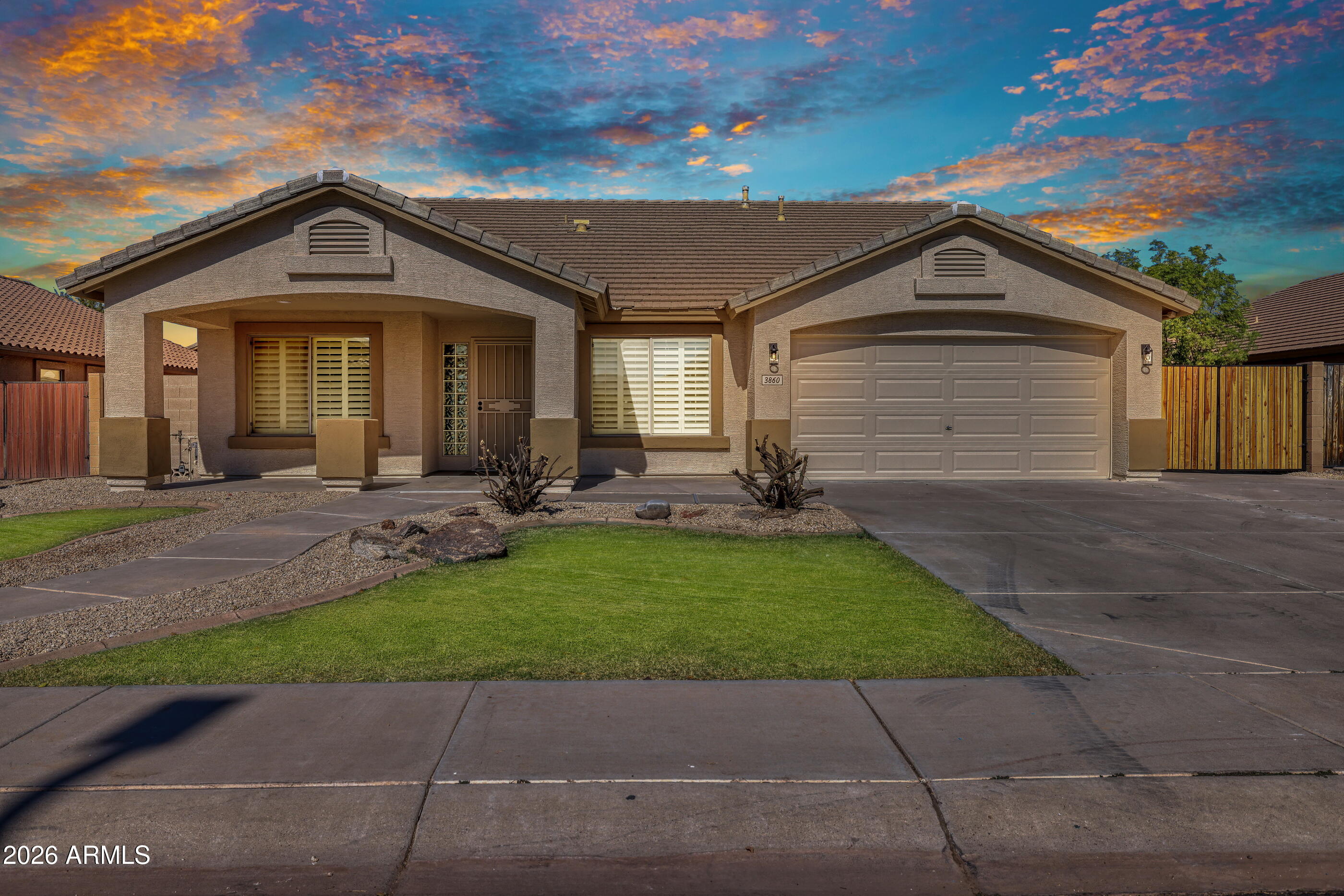 3860 E THORNTON Avenue