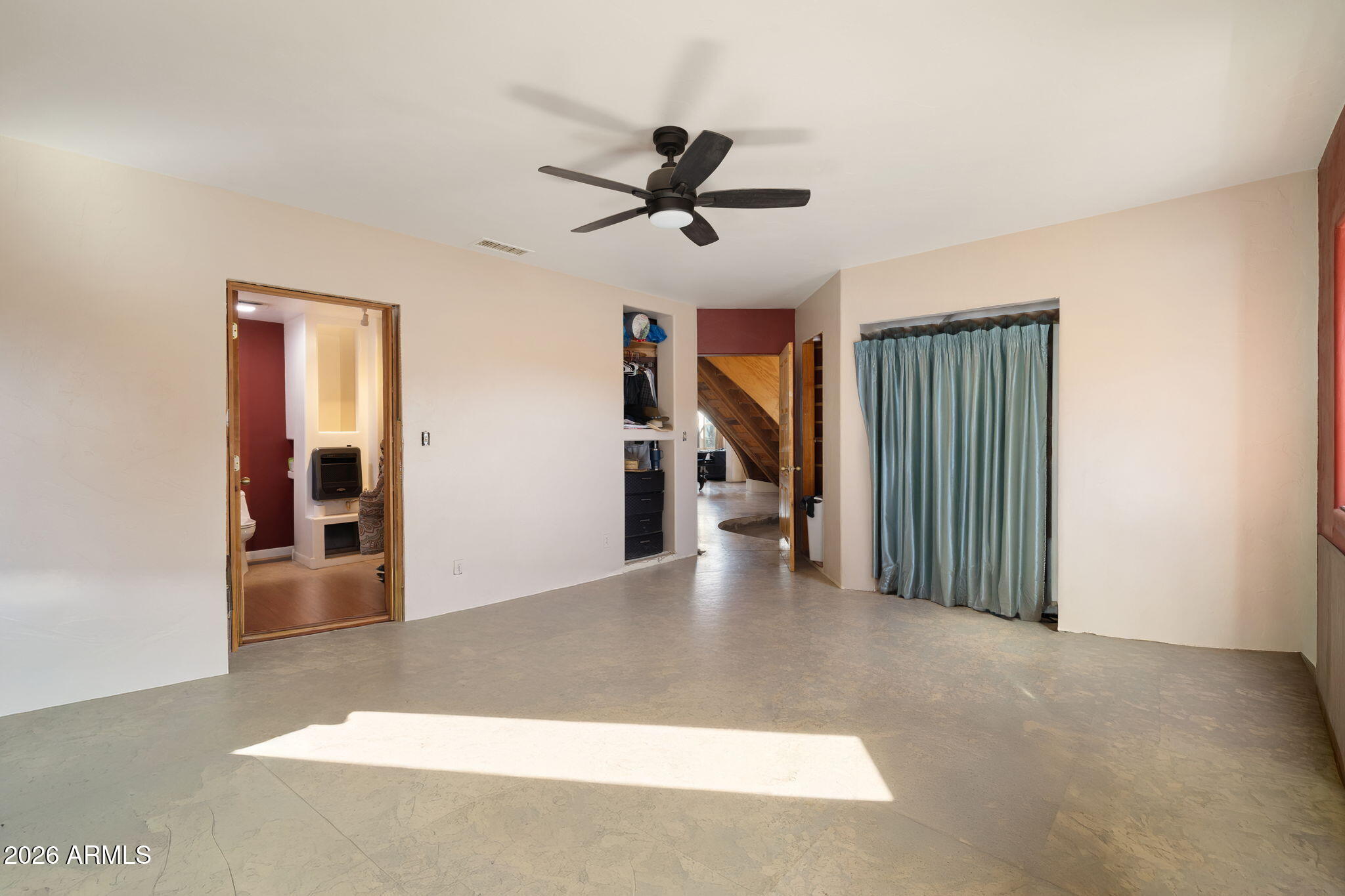 Flagstaff, Arizona, 86015, United States, 4 Bedrooms Bedrooms, ,2 BathroomsBathrooms,Residential,Active,2037109