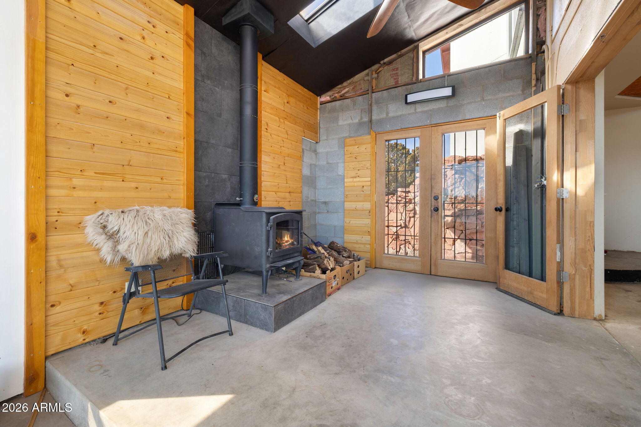Flagstaff, Arizona, 86015, United States, 4 Bedrooms Bedrooms, ,2 BathroomsBathrooms,Residential,Active,2037109