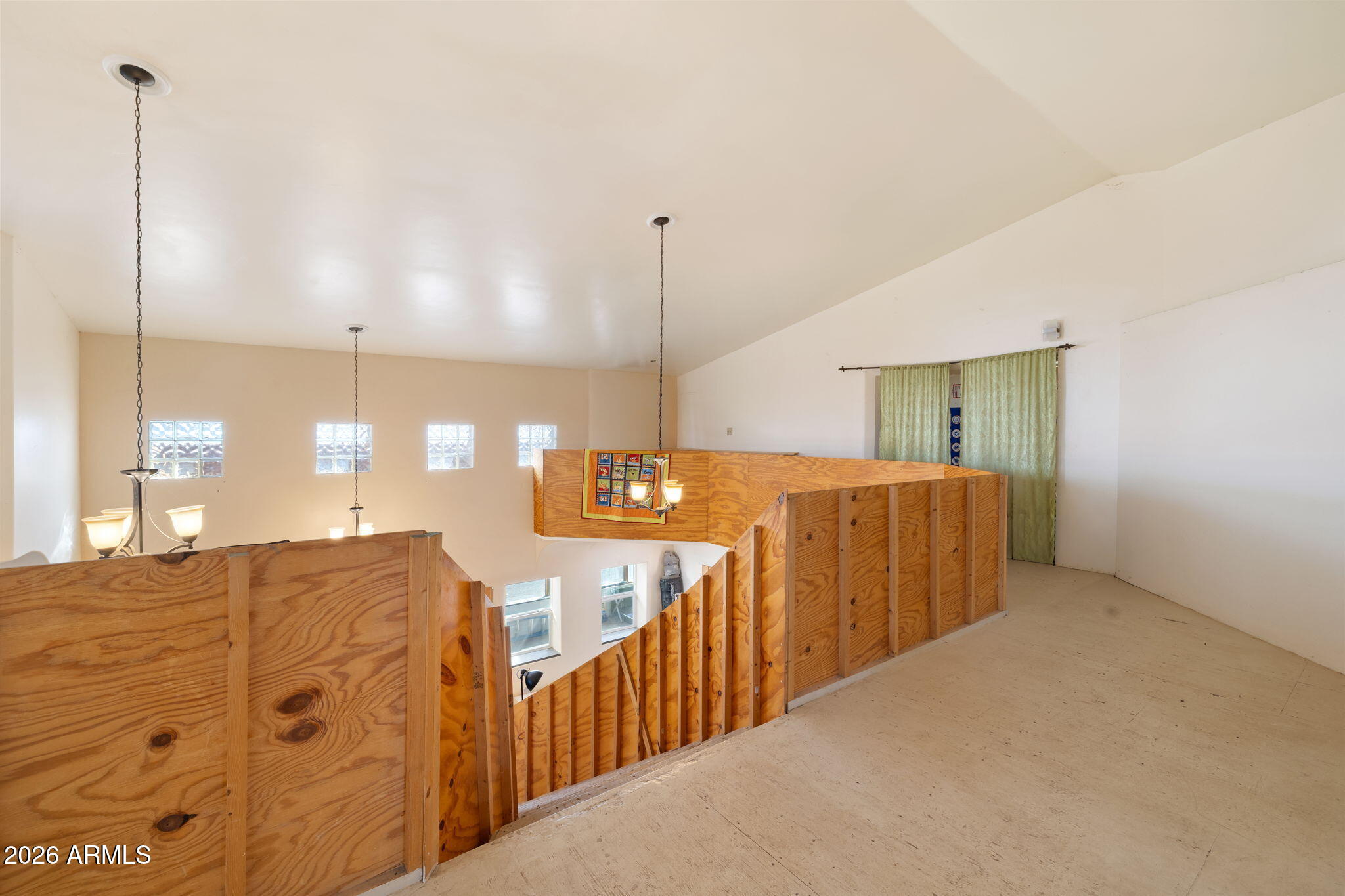 Flagstaff, Arizona, 86015, United States, 4 Bedrooms Bedrooms, ,2 BathroomsBathrooms,Residential,Active,2037109
