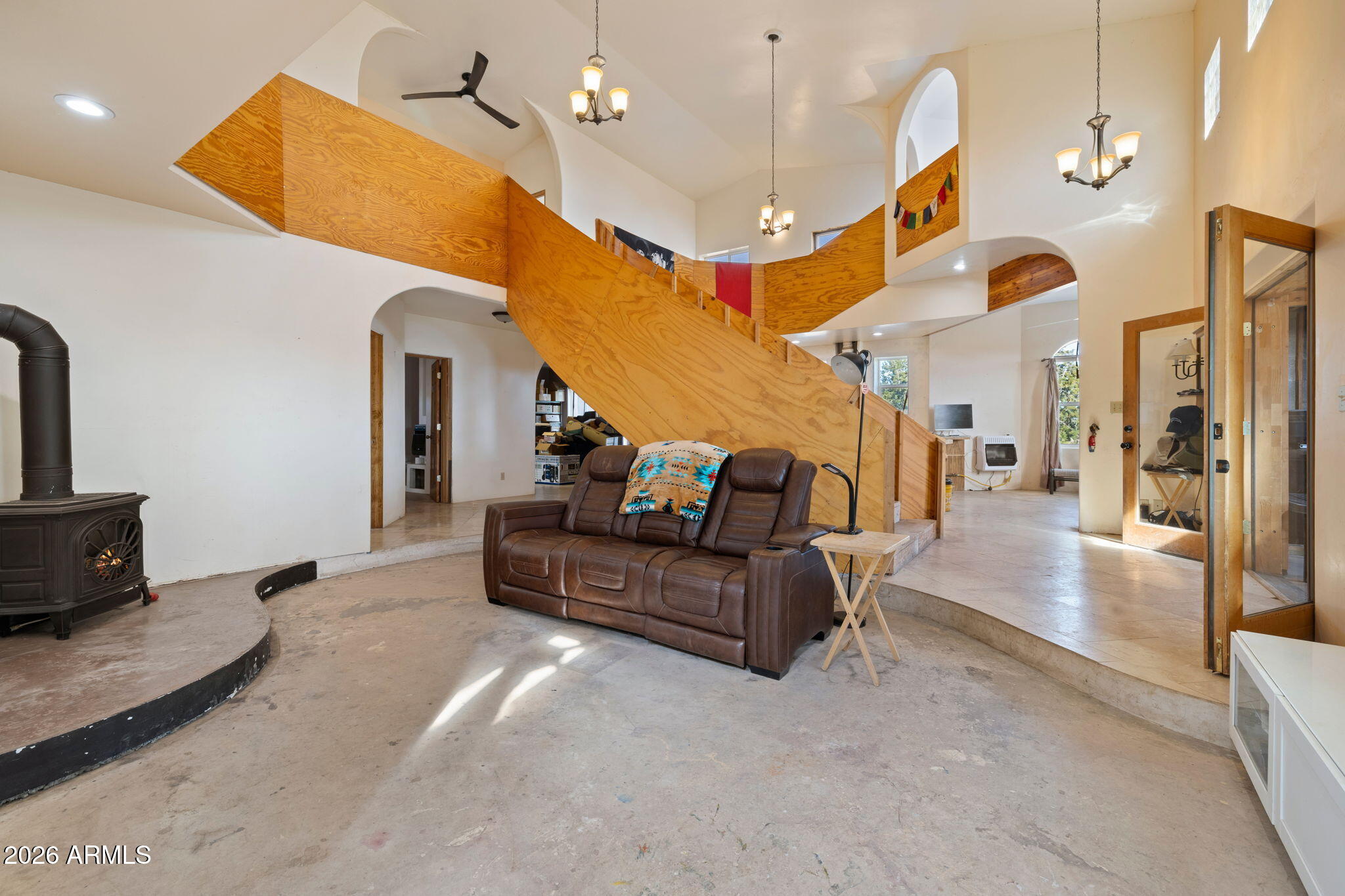 Flagstaff, Arizona, 86015, United States, 4 Bedrooms Bedrooms, ,2 BathroomsBathrooms,Residential,Active,2037109